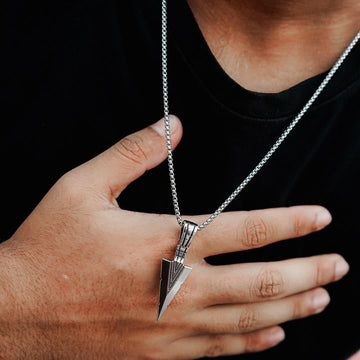 Arrow pendant Finest Official