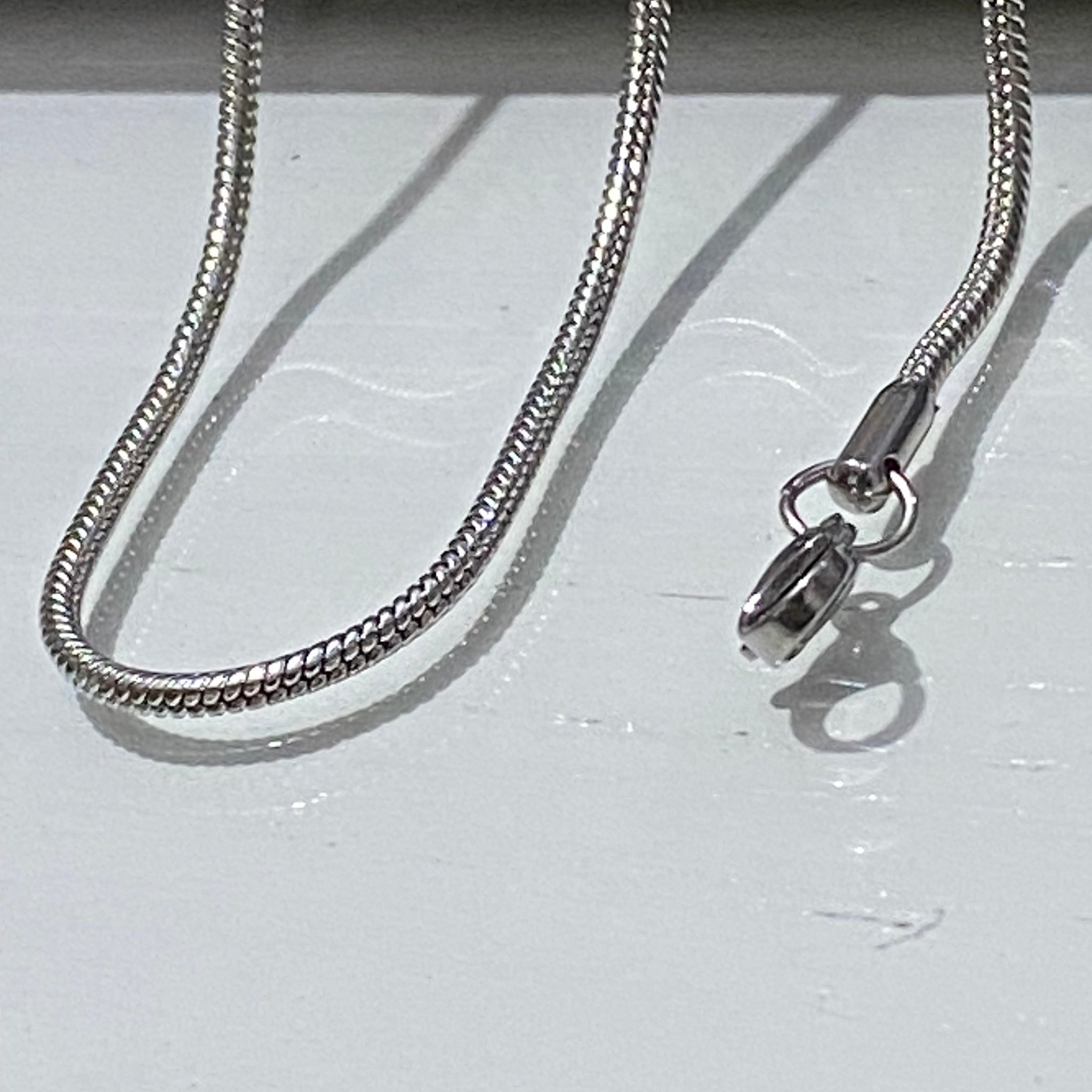 Silver wire chain finest